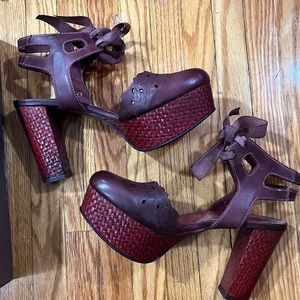 Burgundy Leather Neosens Platform Heels